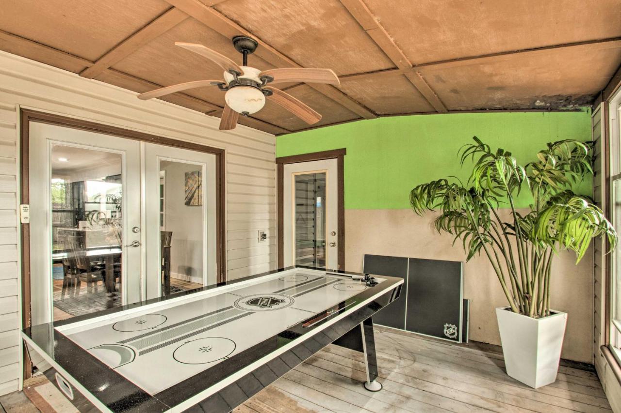 2-Story Pensacola Home With Game Room And Private Yard Экстерьер фото