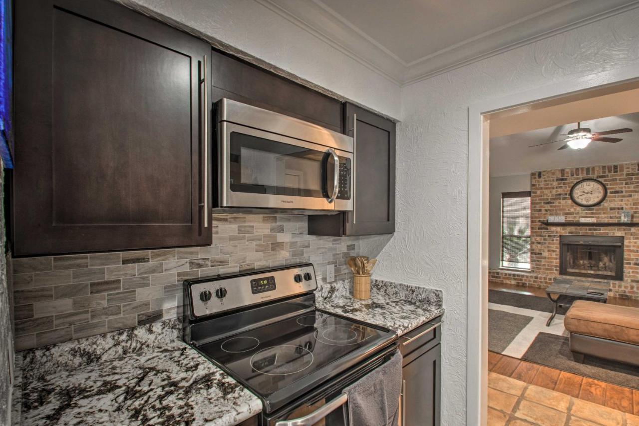 2-Story Pensacola Home With Game Room And Private Yard Экстерьер фото